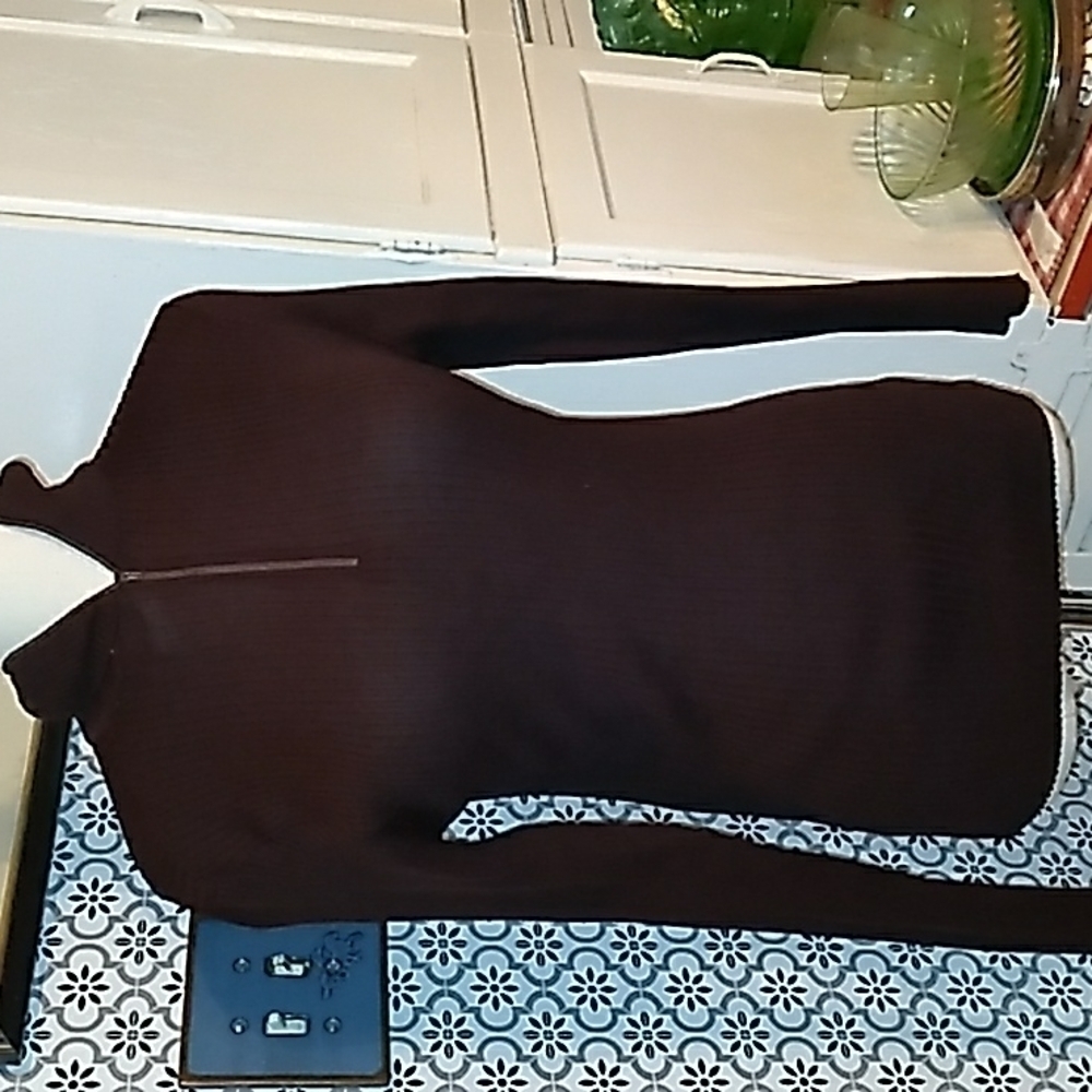 Vintage 1970s Sweater Bee medium brown turtle neck